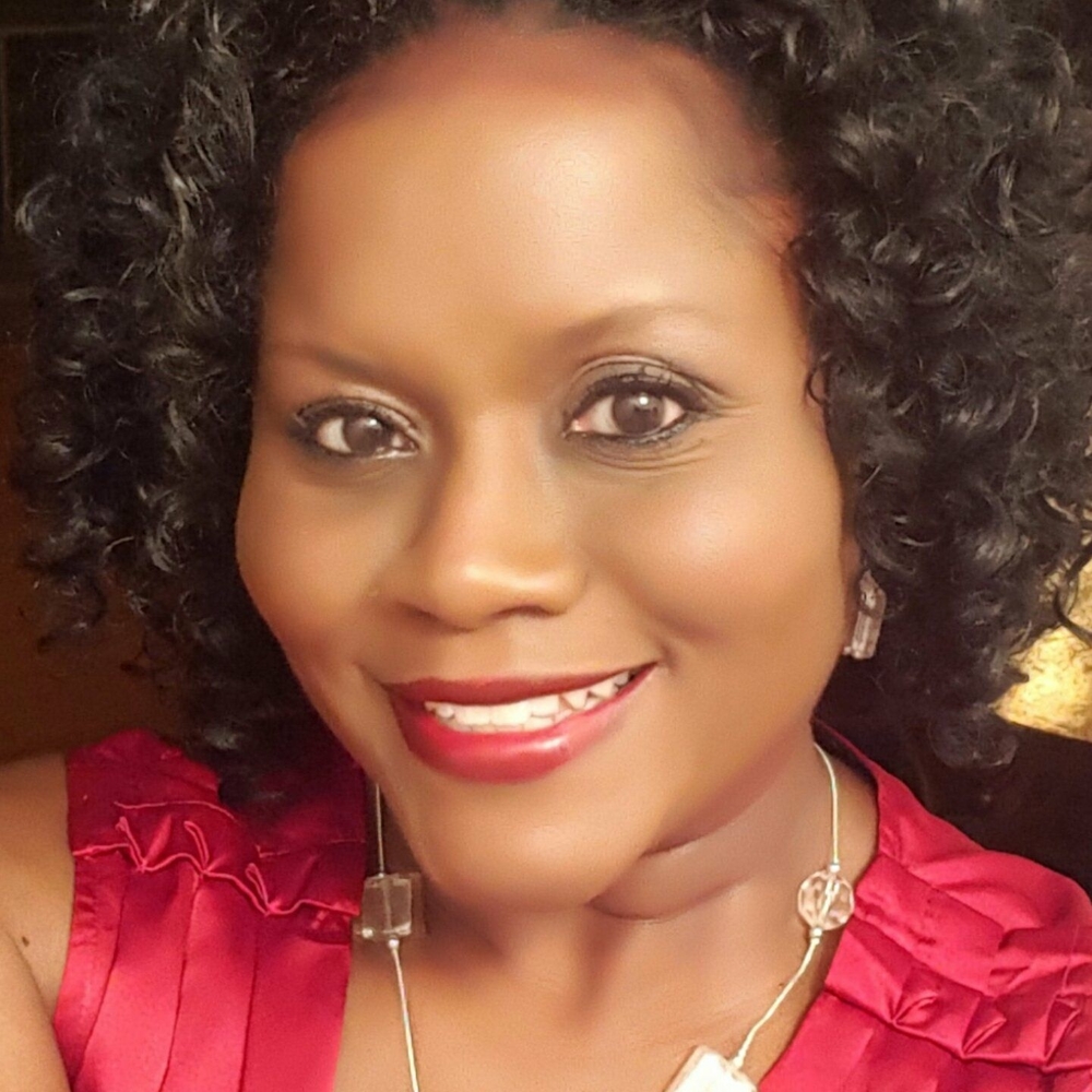 Meet your Posher, Regina